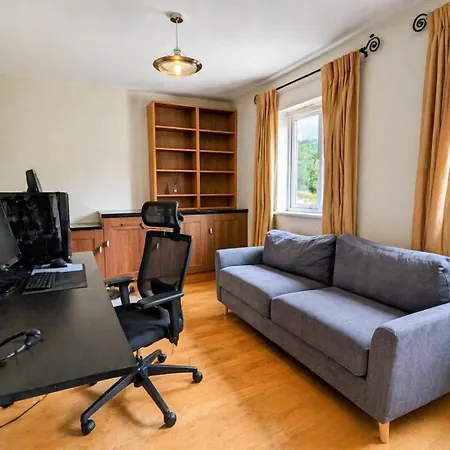 Hideout With Free Parking With Access בטיסטאון